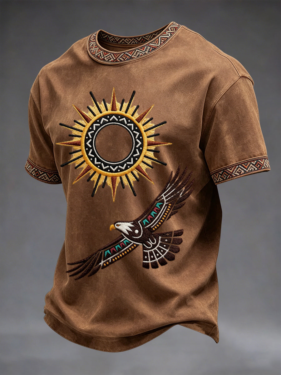 Vintage Native American Sun Eagle Totem Casual T-Shirt