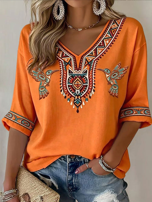 Women's Retro Indigenous Hummingbird Totem Art Casual T-Shirt