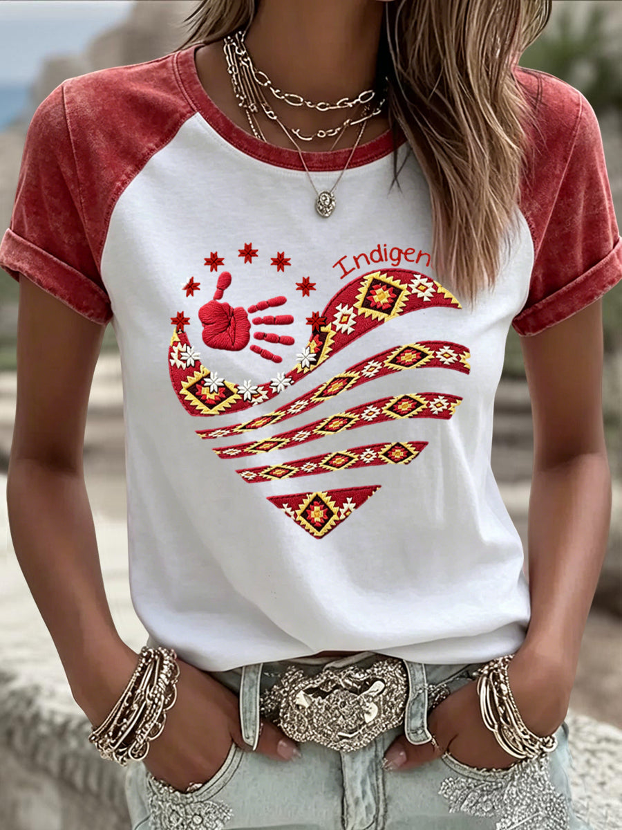 Women's Retro Native American Totem Heart-Print Casual T-Shirt